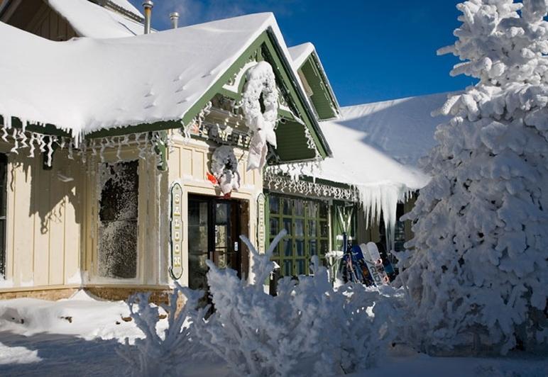 Inn At Snowshoe Exterior foto